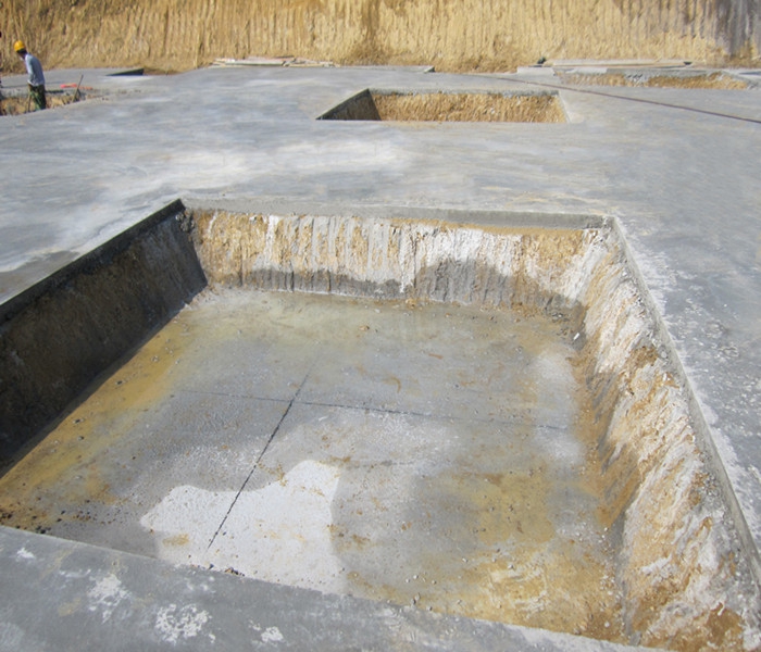 南昌市建筑設(shè)計研究院總部辦公大樓工程筏板基礎(chǔ)下柱墩找平、彈線